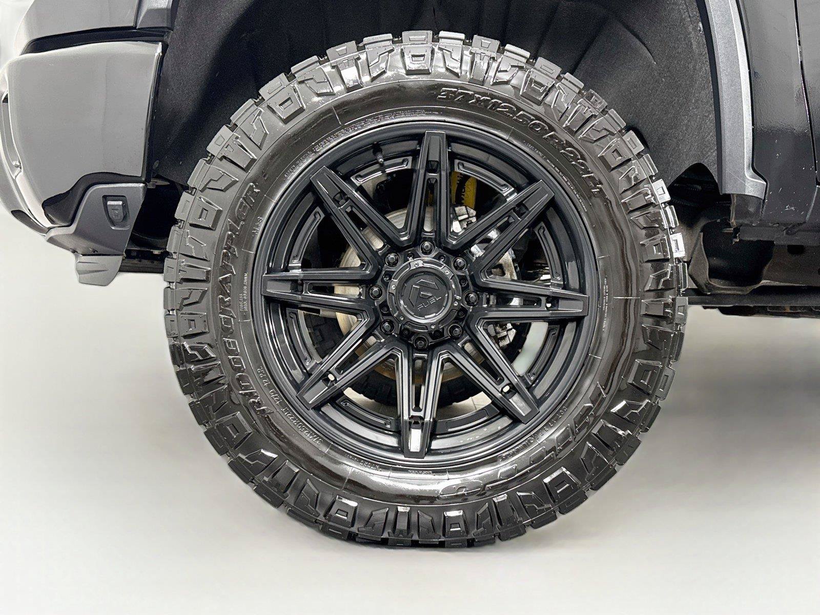 Used 2024 Chevrolet Silverado 2500 ZR2 w/ Technology Package AWD/4WD image 45