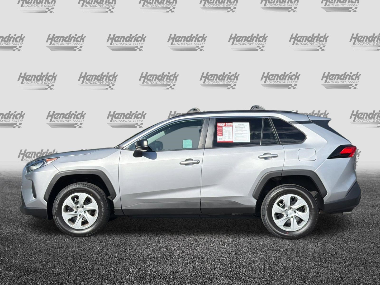 Used 2019 Toyota RAV4 LE w/ Carpet Mat Package FWD image 8