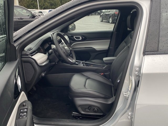 New 2026 Jeep Compass Limited image 15