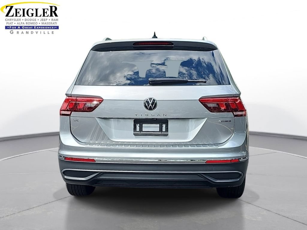 Used 2023 Volkswagen Tiguan SE AWD/4WD image 6