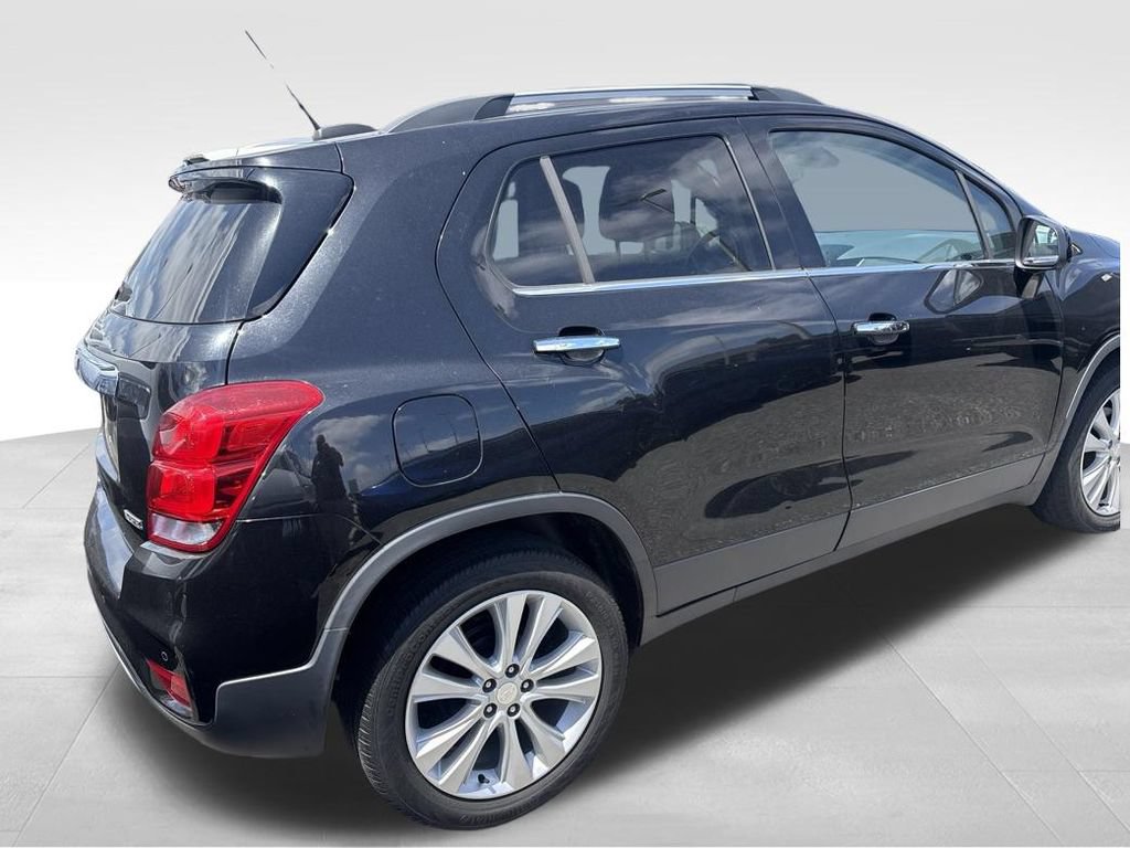 Used 2018 Chevrolet Trax Premier FWD image 12