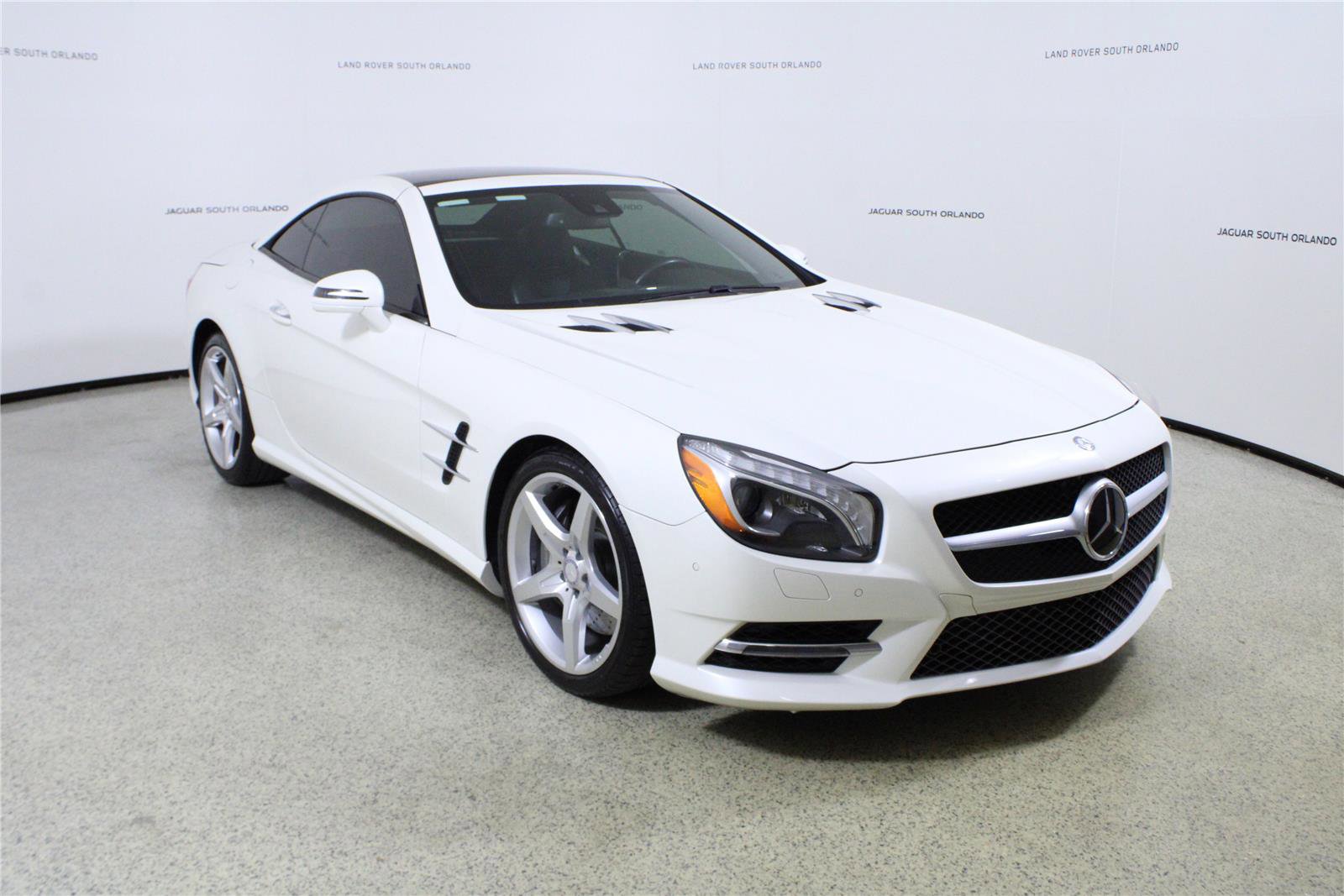 Used 2013 Mercedes-Benz SL 550 image 3