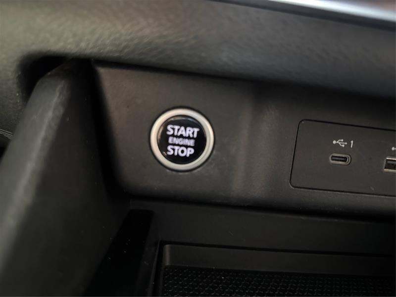 Used 2022 Nissan Rogue S AWD/4WD image 25