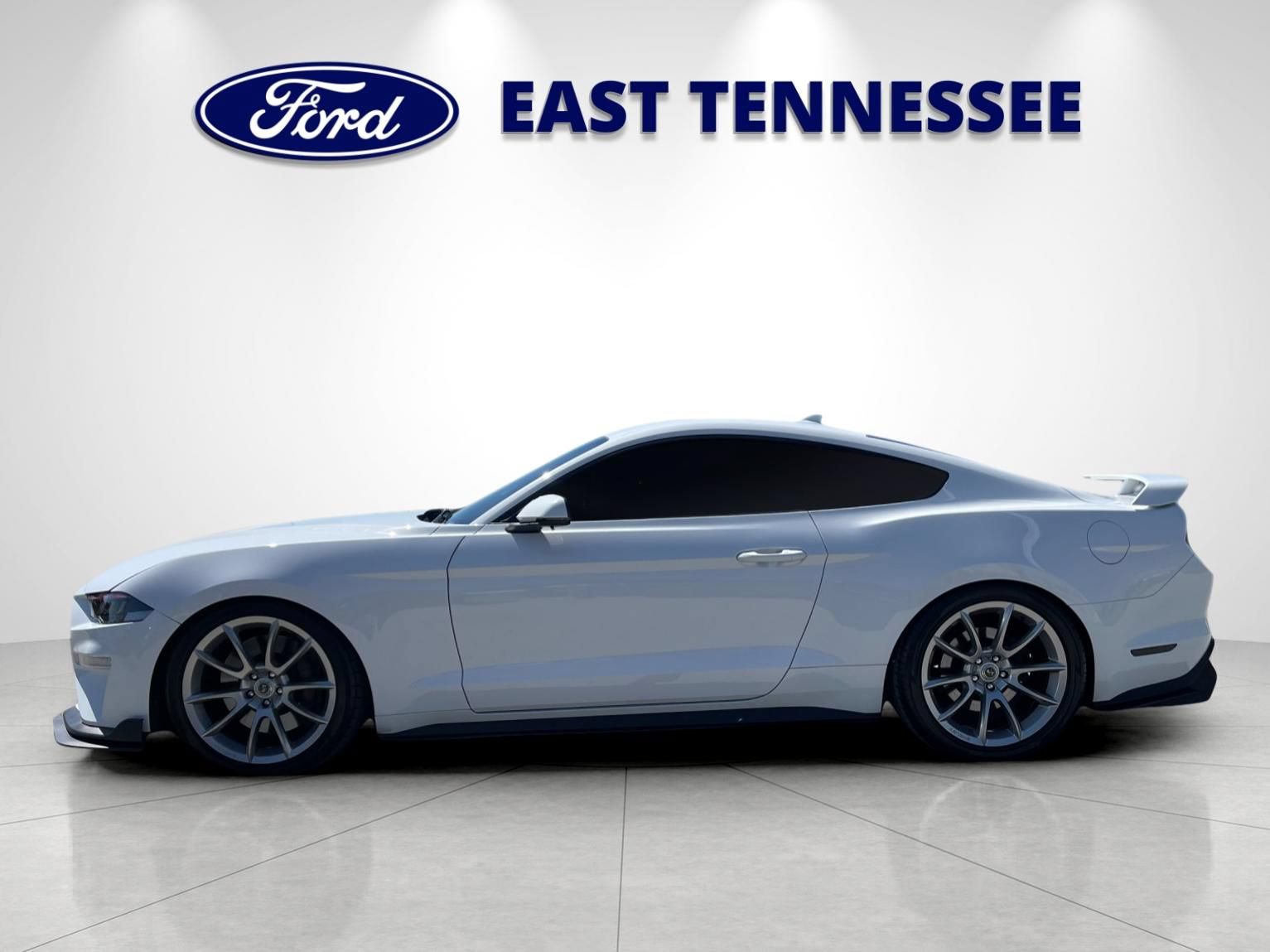 Used 2022 Ford Mustang GT Premium w/ GT Performance Package RWD image 6