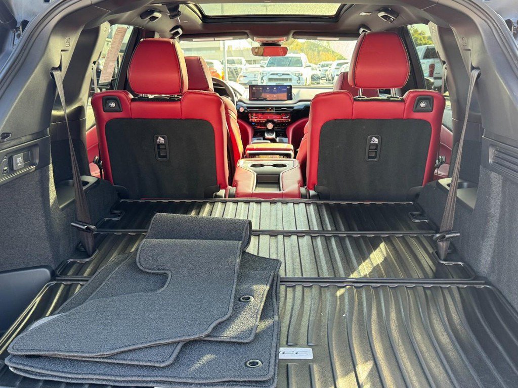 Certified 2024 Acura MDX A-Spec AWD/4WD image 5
