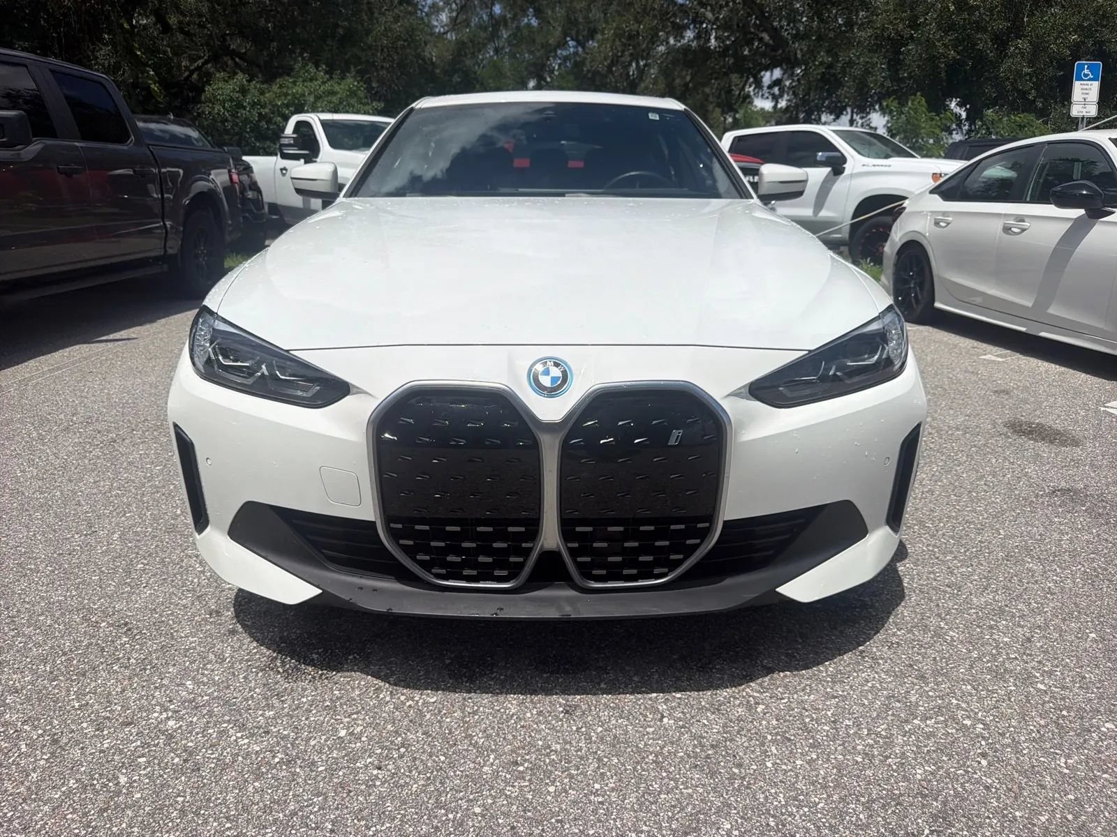 Used 2023 BMW i4 eDrive35 RWD image 4