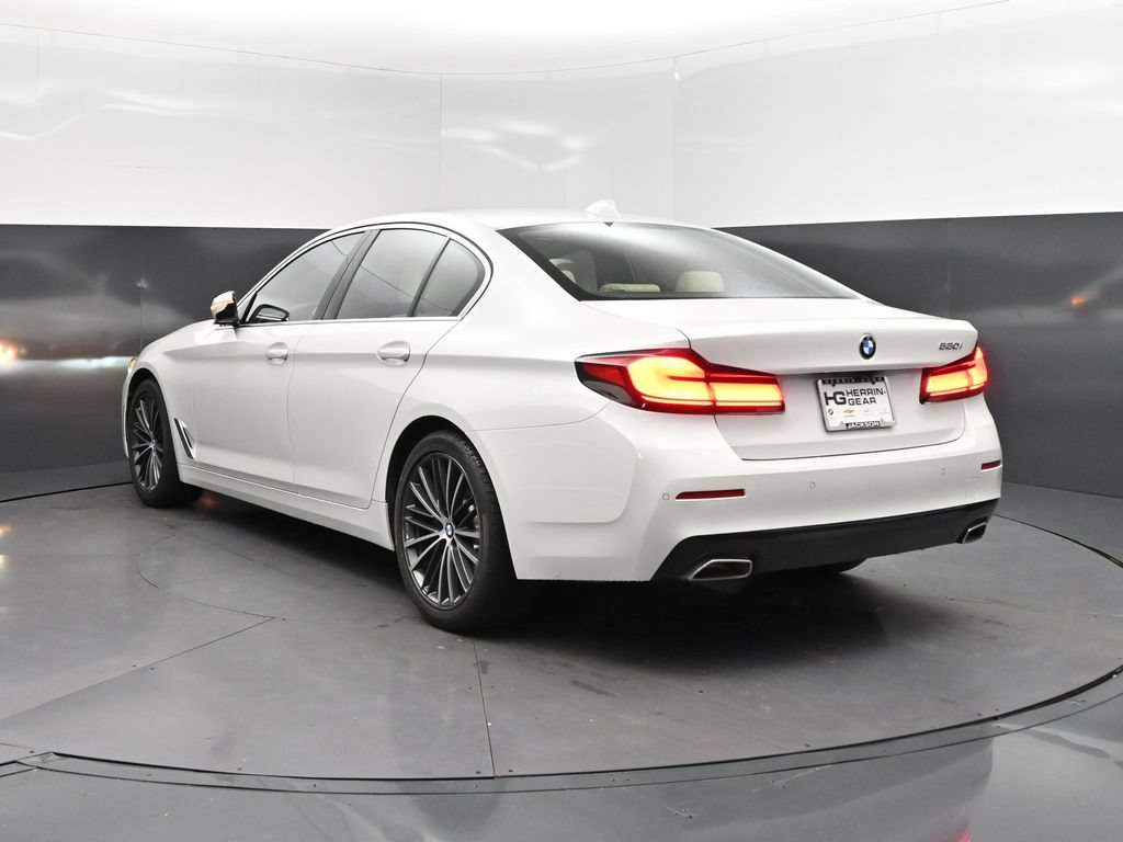 Certified 2023 BMW 530i w/ Premium Package RWD image 5
