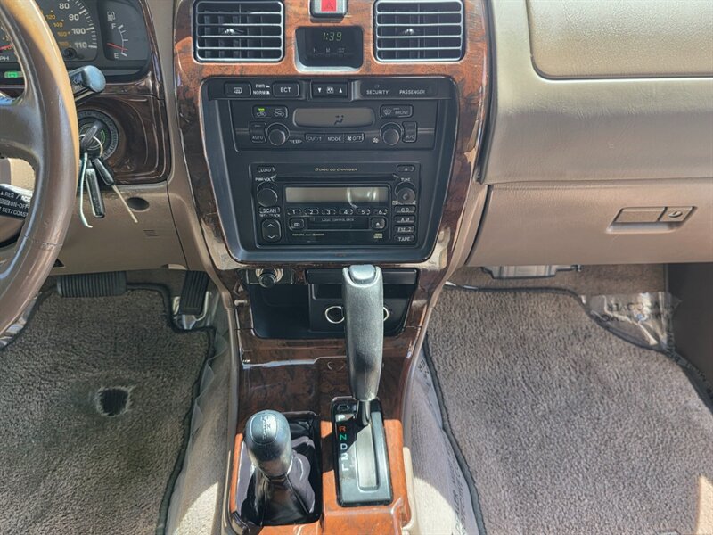 Used 2001 Toyota 4Runner Limited AWD/4WD image 45