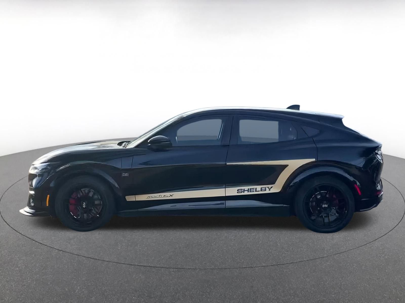 Used 2023 Ford Mustang Mach-E GT image 7