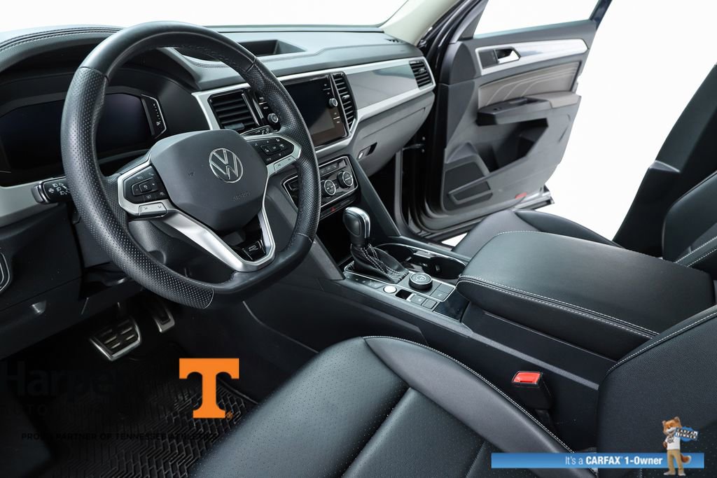 Used 2023 Volkswagen Atlas SEL R-Line AWD/4WD image 59