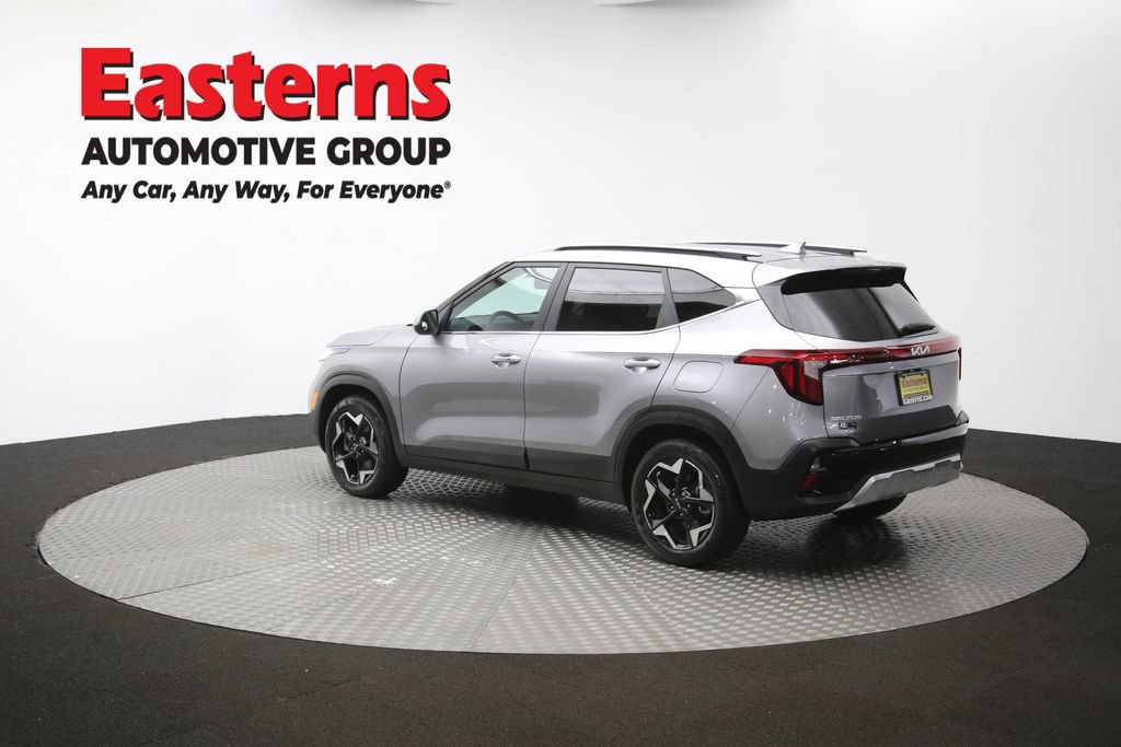 Used 2024 Kia Seltos EX AWD/4WD image 65