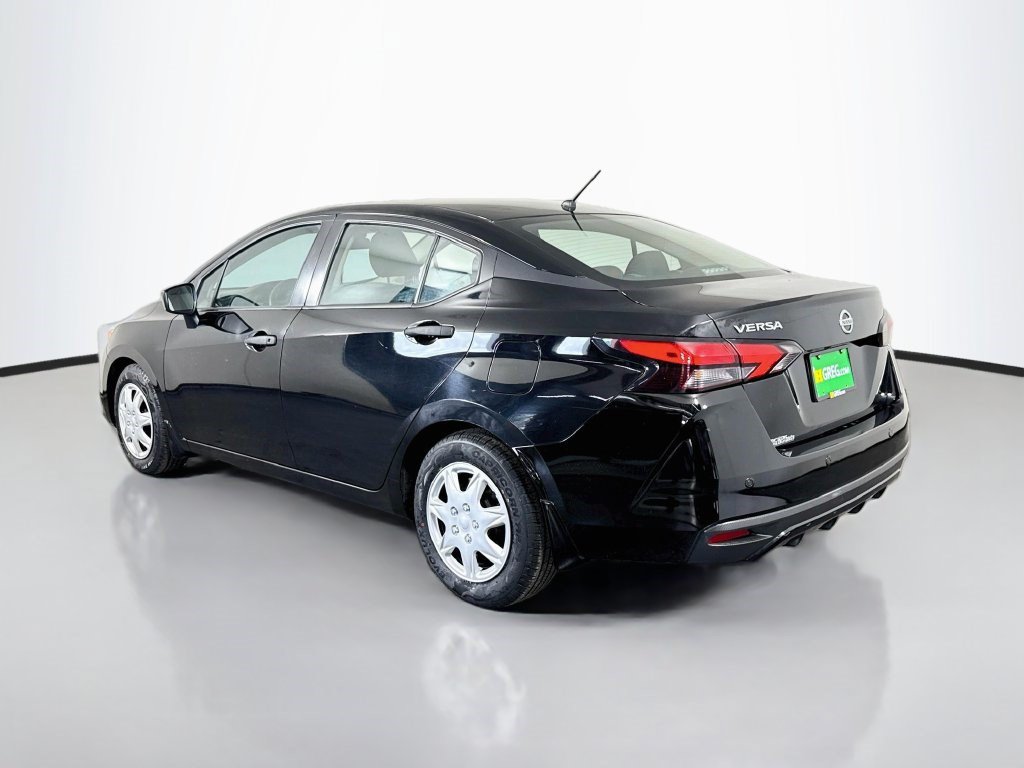Used 2022 Nissan Versa S FWD image 7