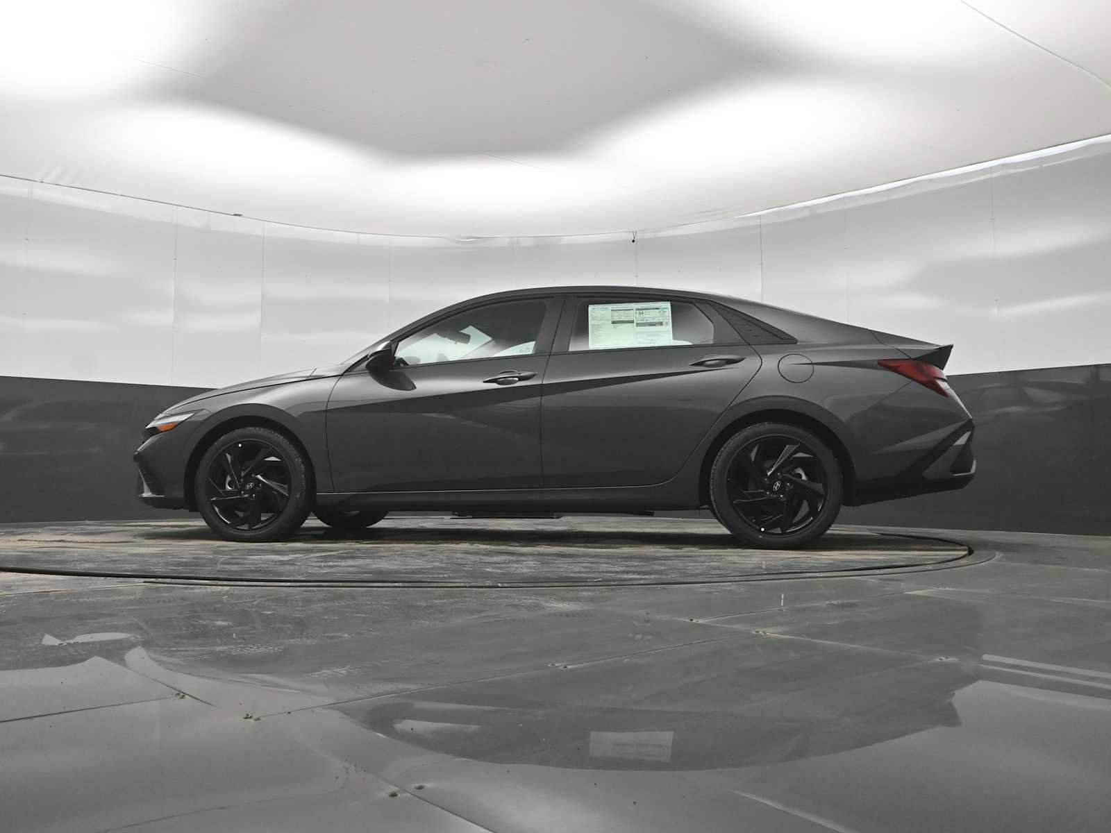 New 2026 Hyundai Elantra SEL Sport FWD image 35