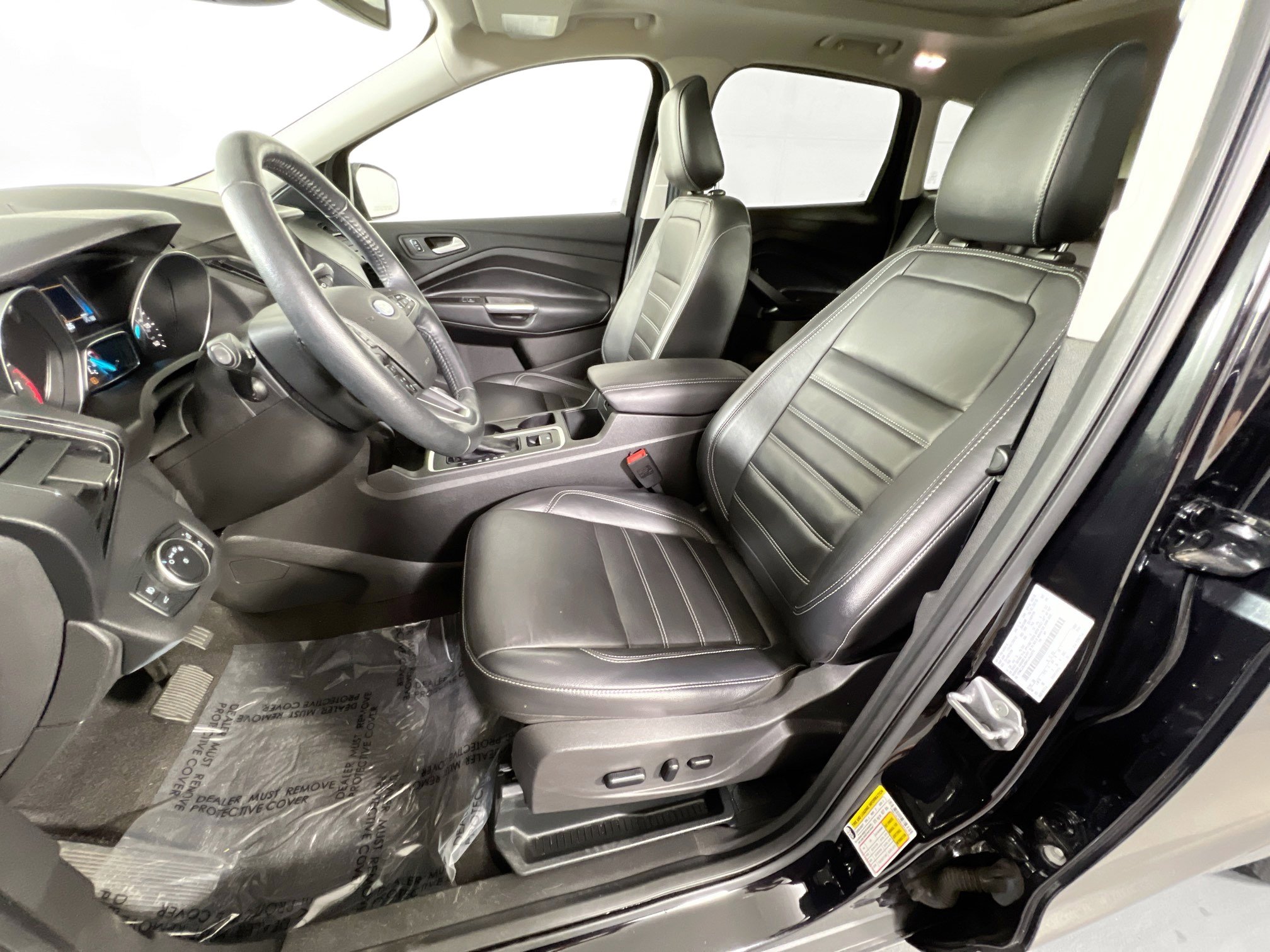 Used 2019 Ford Escape Titanium image 20