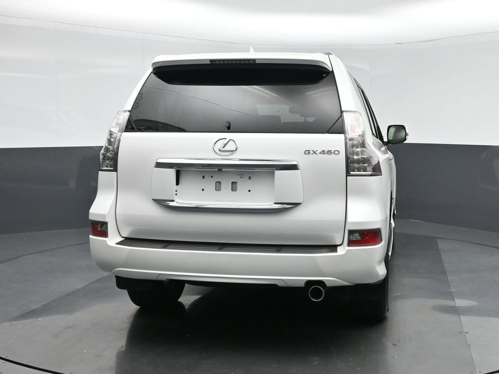 Used 2016 Lexus GX 460 w/ Navigation Package image 6