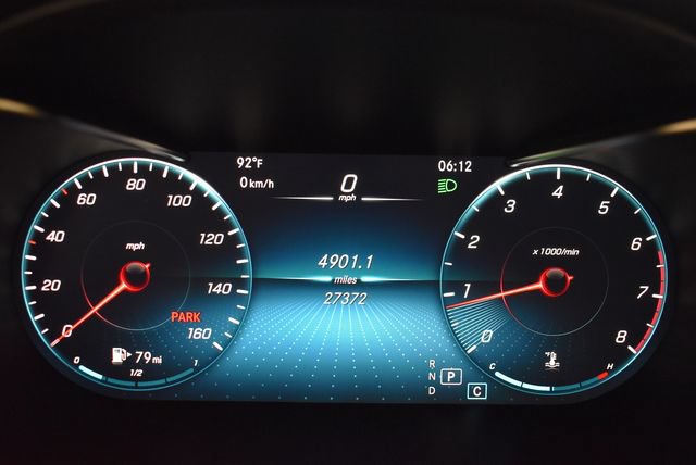 Used 2022 Mercedes-Benz GLC 300 4MATIC image 26