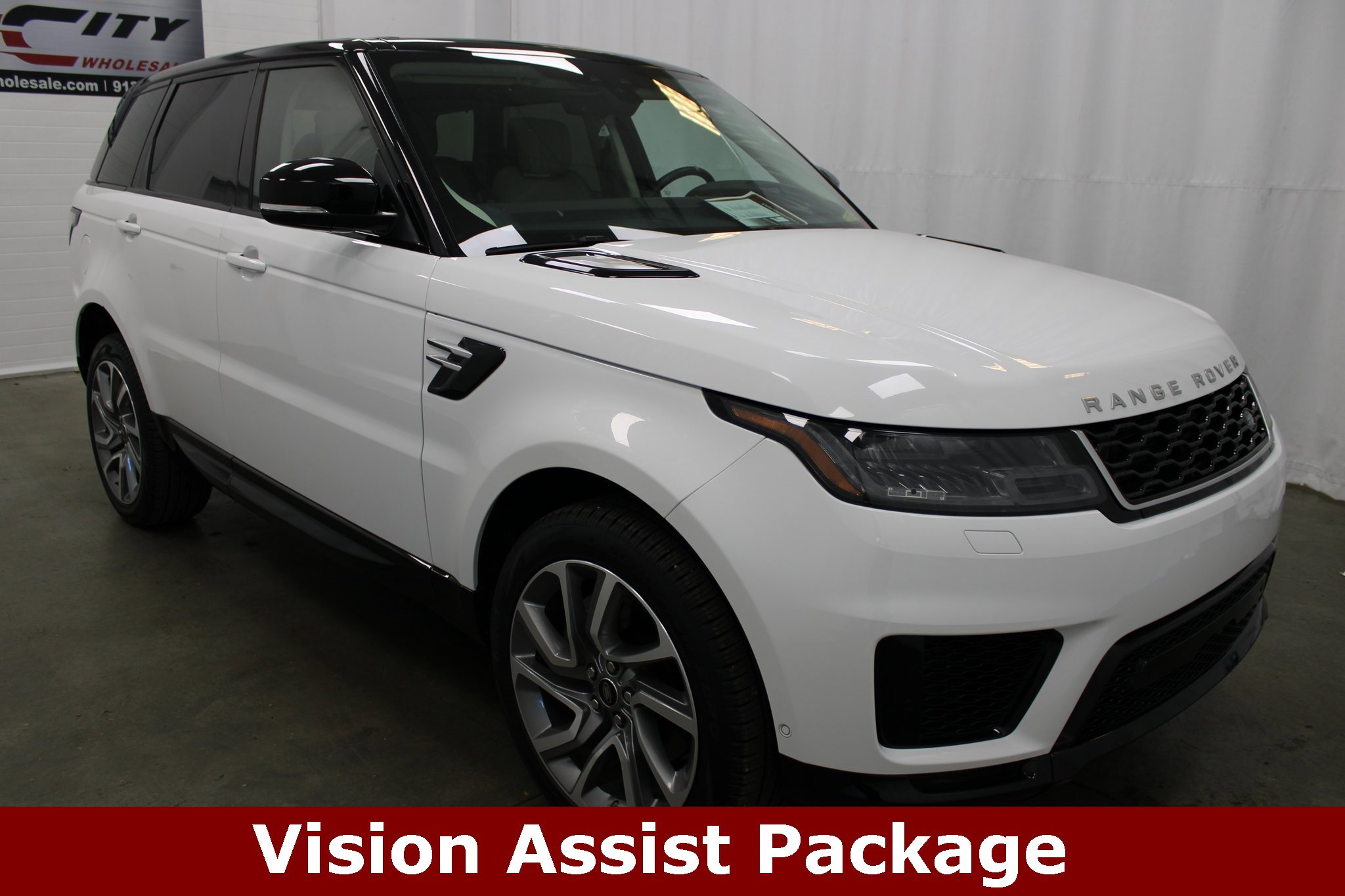 Used 2019 Land Rover Range Rover Sport HSE image 3