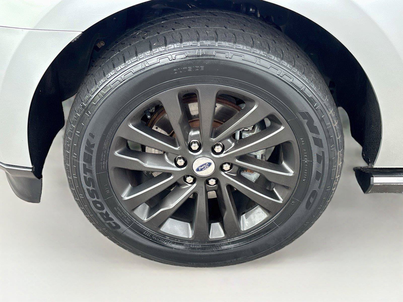 Used 2019 Ford Expedition Max Limited RWD image 33