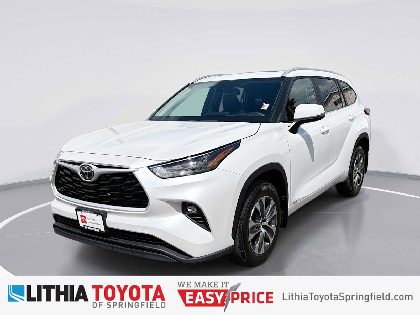 Certified 2026 Toyota Highlander XLE AWD/4WD video 1