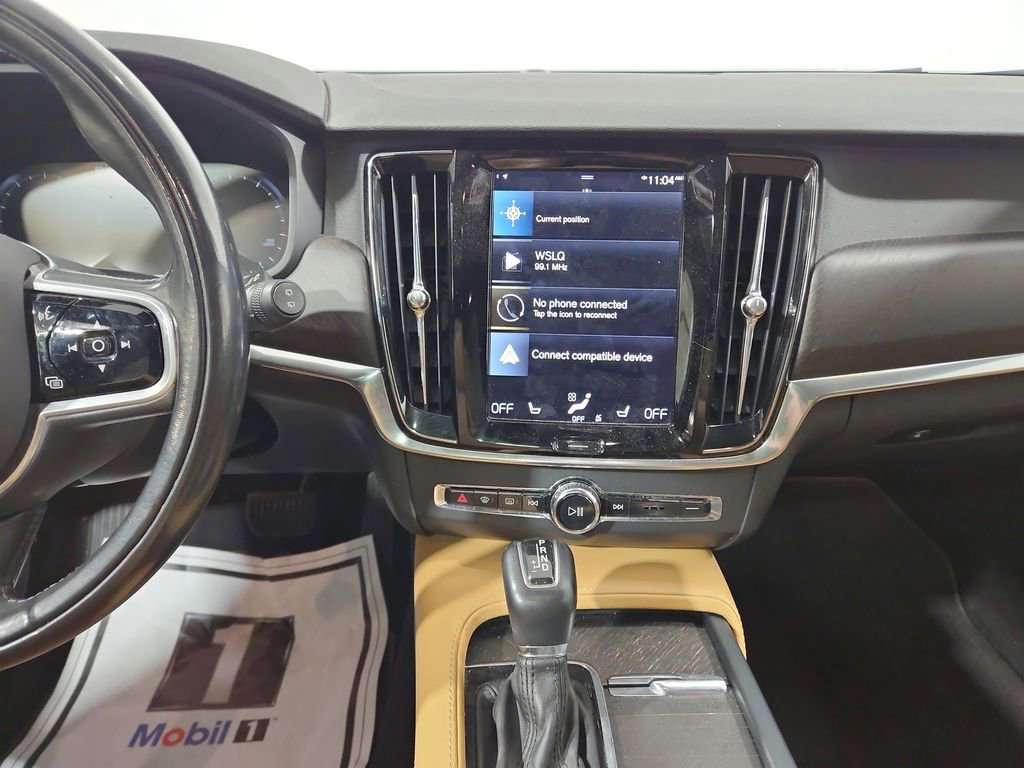 Used 2017 Volvo V90 T6 Cross Country AWD/4WD image 17