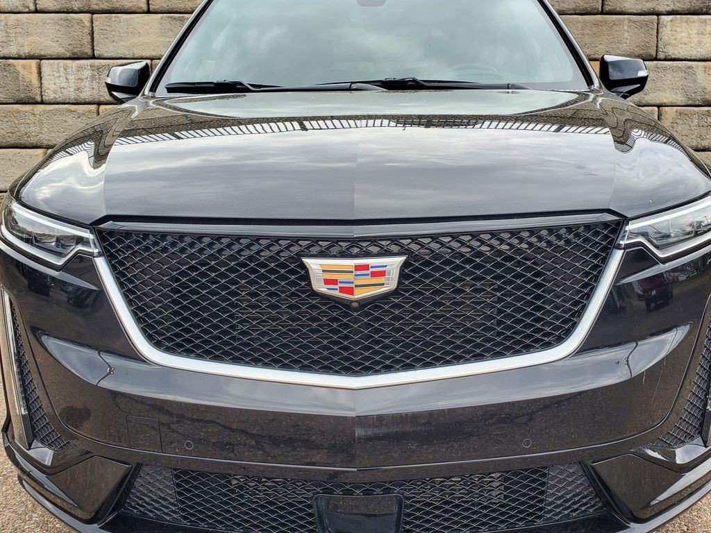 Certified 2024 Cadillac XT6 Sport w/ Platinum Package image 8