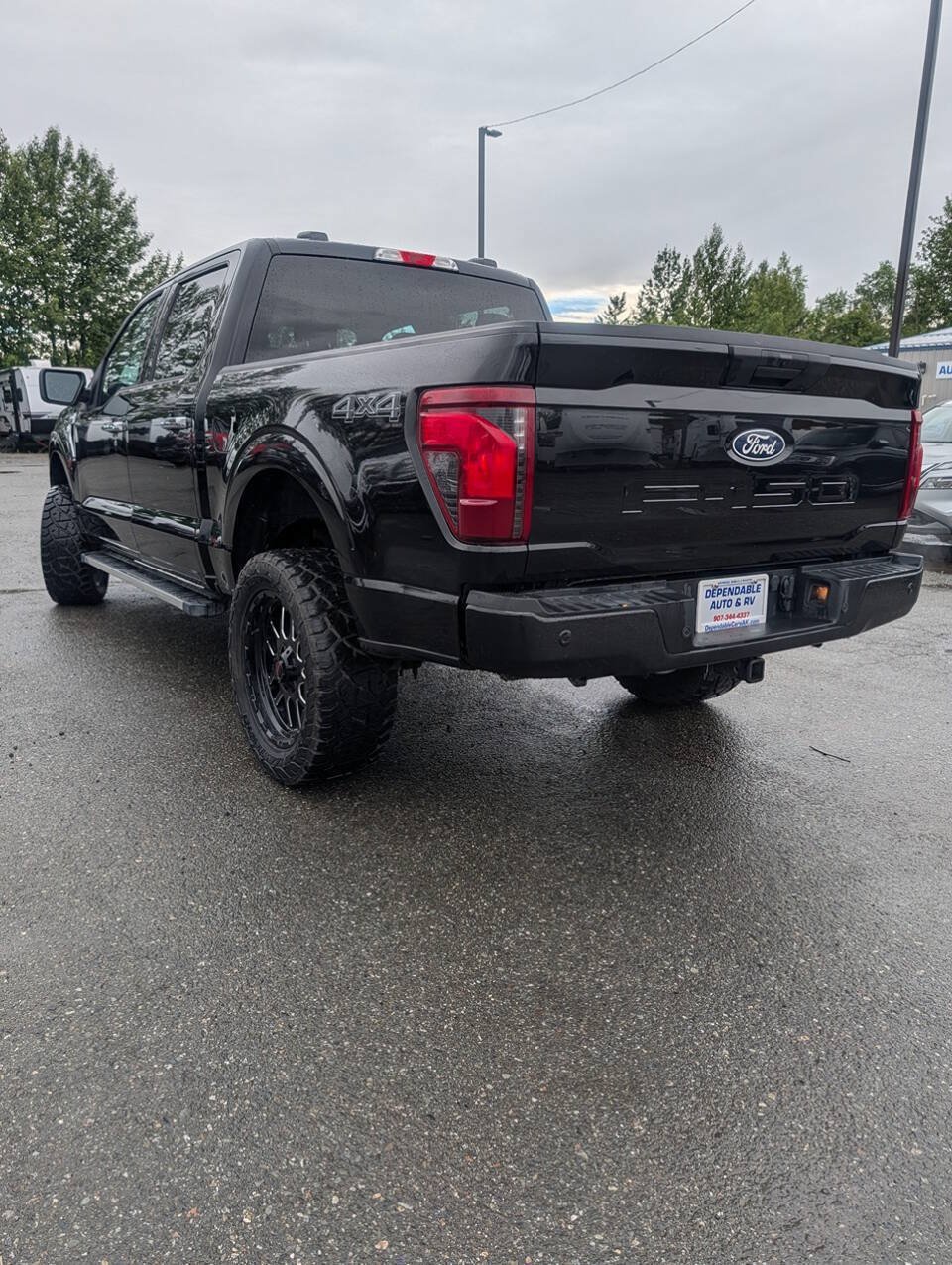 Used 2025 Ford F150 XLT w/ Equipment Group 301A Standard AWD/4WD image 4