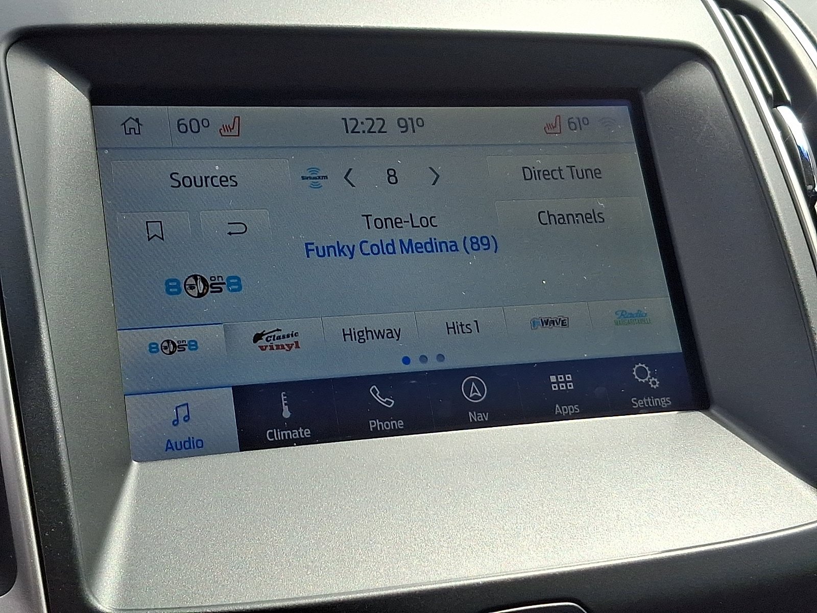 Used 2020 Ford Edge SEL w/ Convenience Package AWD/4WD image 18