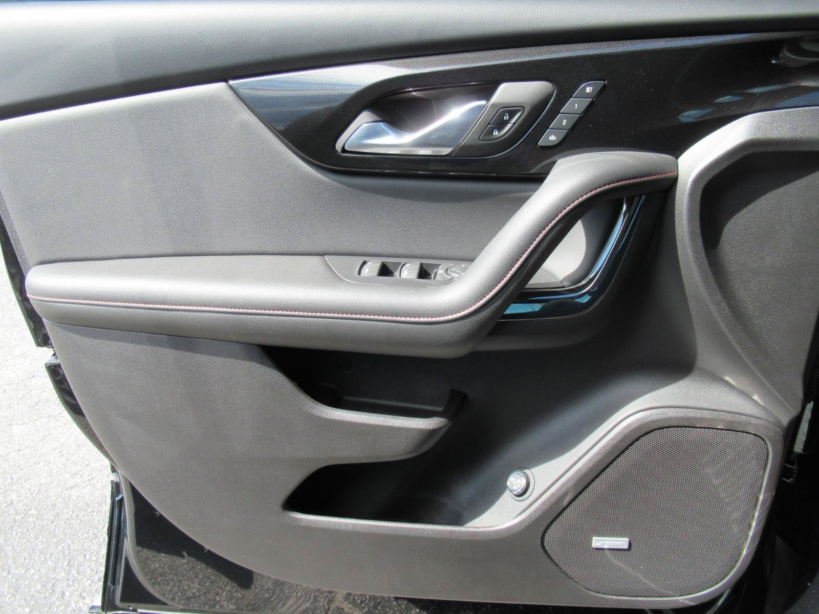Used 2024 Chevrolet Blazer RS w/ Enhanced Convenience Package FWD image 21