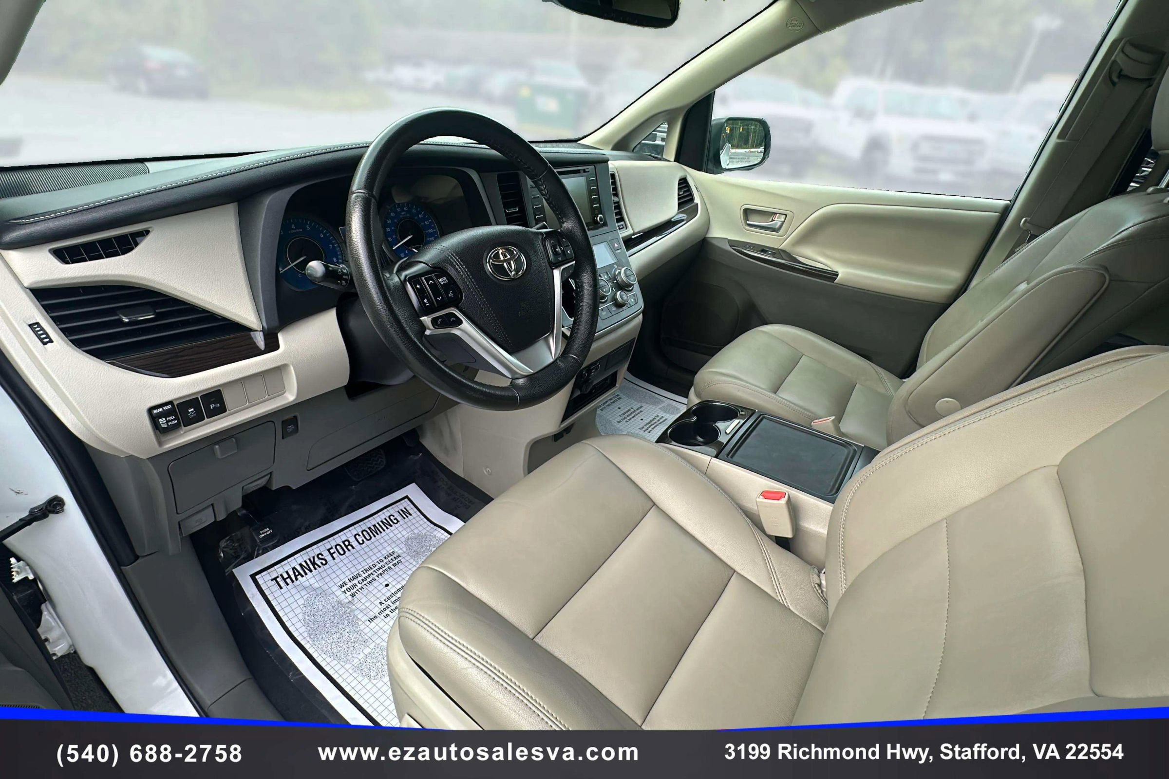 Used 2020 Toyota Sienna XLE image 19