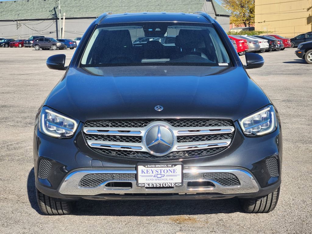 Used 2022 Mercedes-Benz GLC 300 image 2