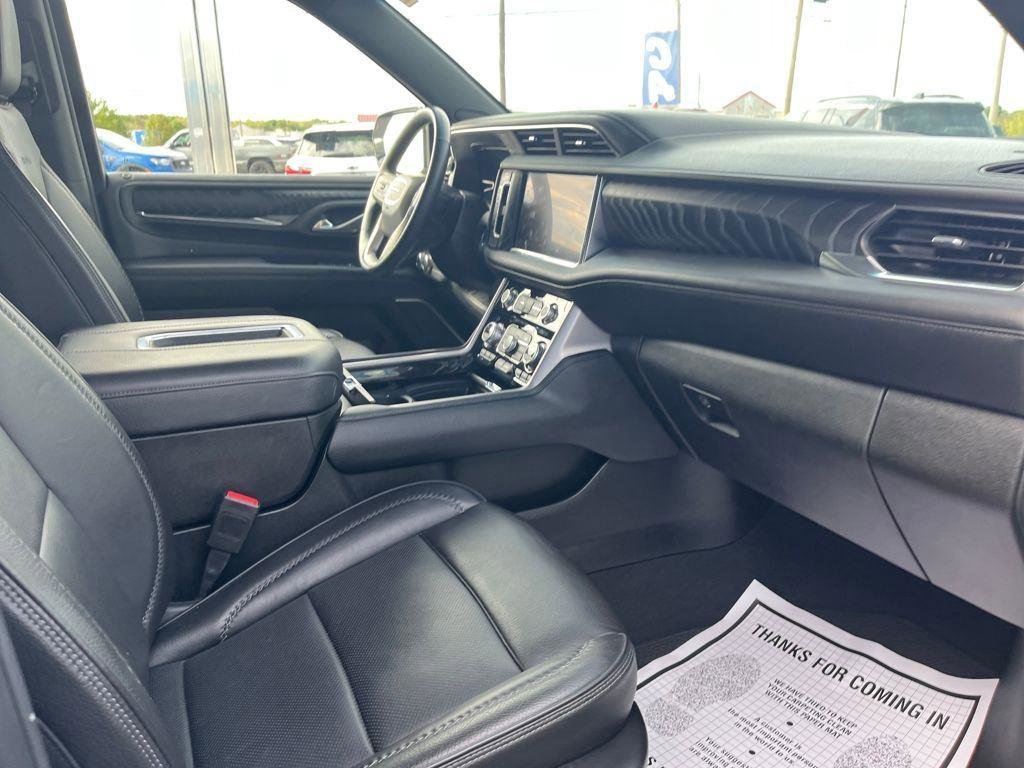 Used 2023 GMC Yukon Denali image 29