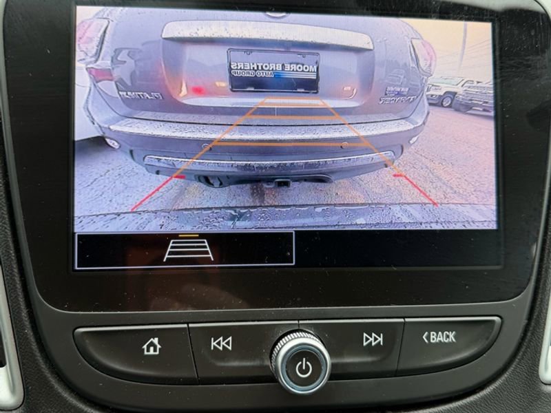 Used 2023 Chevrolet Malibu LT image 15