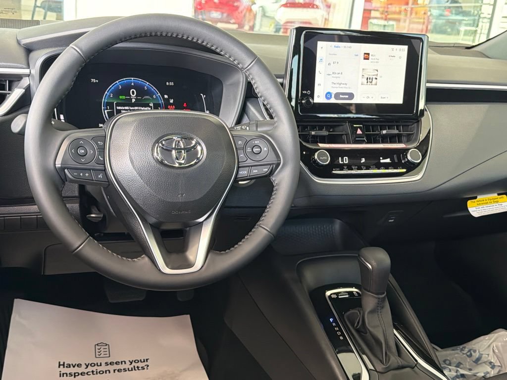 Certified 2026 Toyota Corolla SE FWD image 31