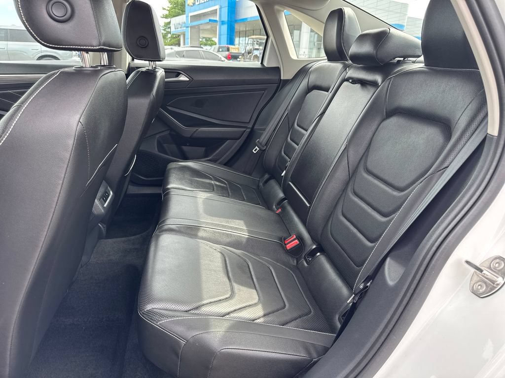 Used 2024 Volkswagen Jetta SEL FWD image 11