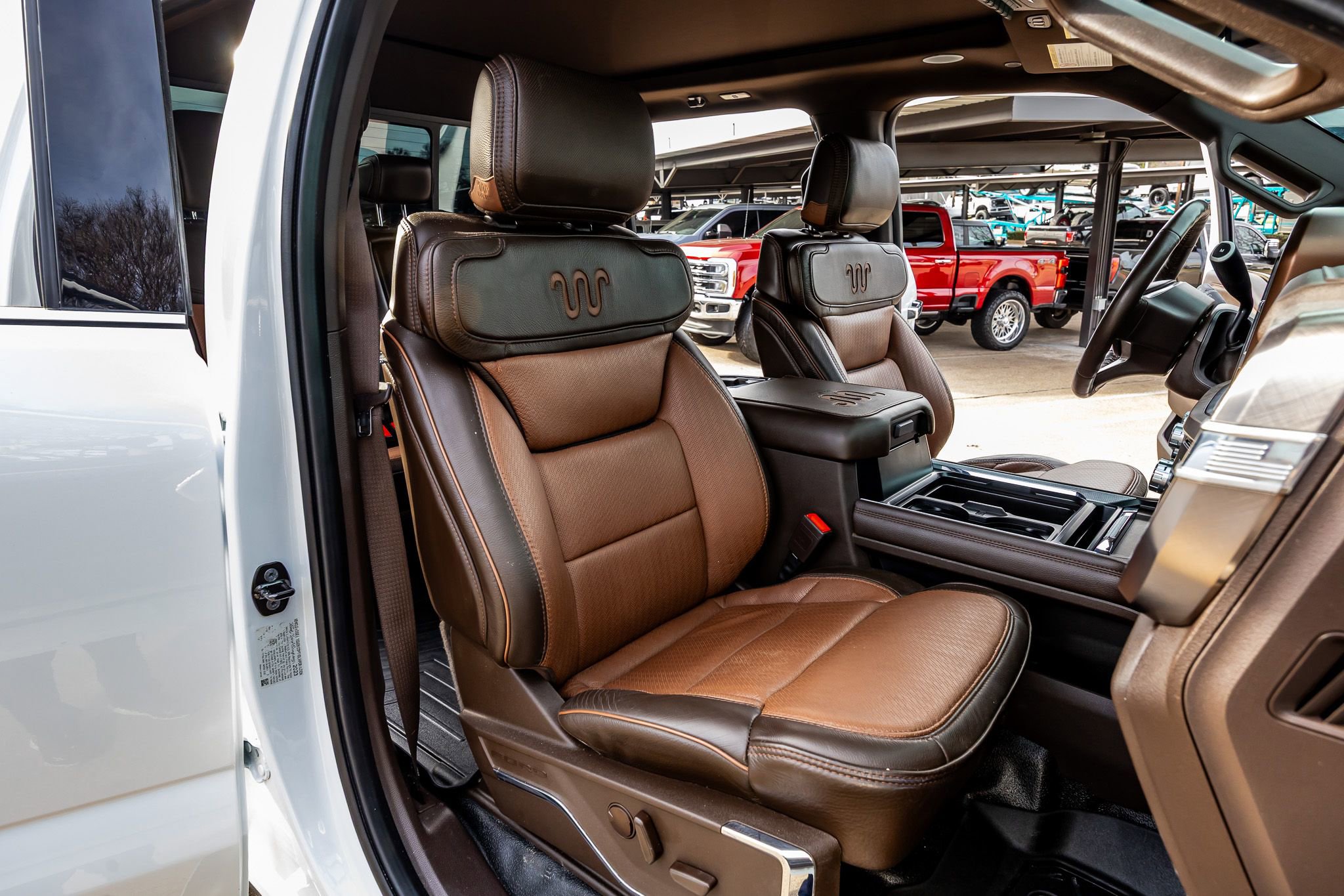 Used 2023 Ford F350 King Ranch w/ Chrome Package image 27