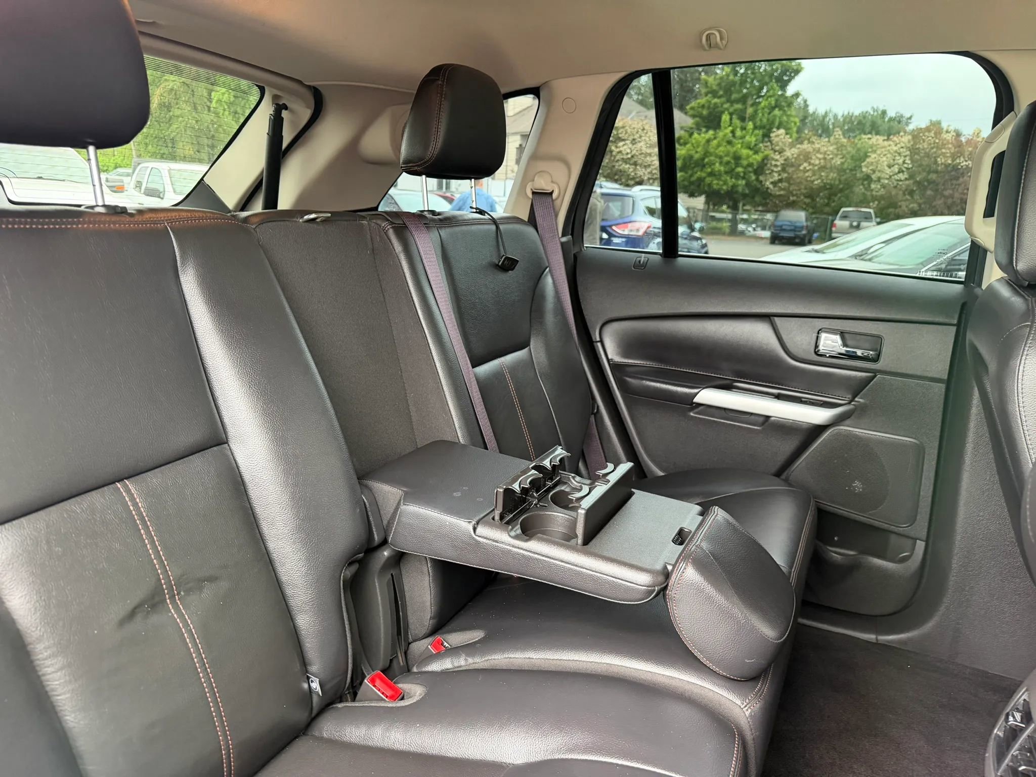 Used 2013 Ford Edge Limited w/ Driver Entry Pkg FWD image 26