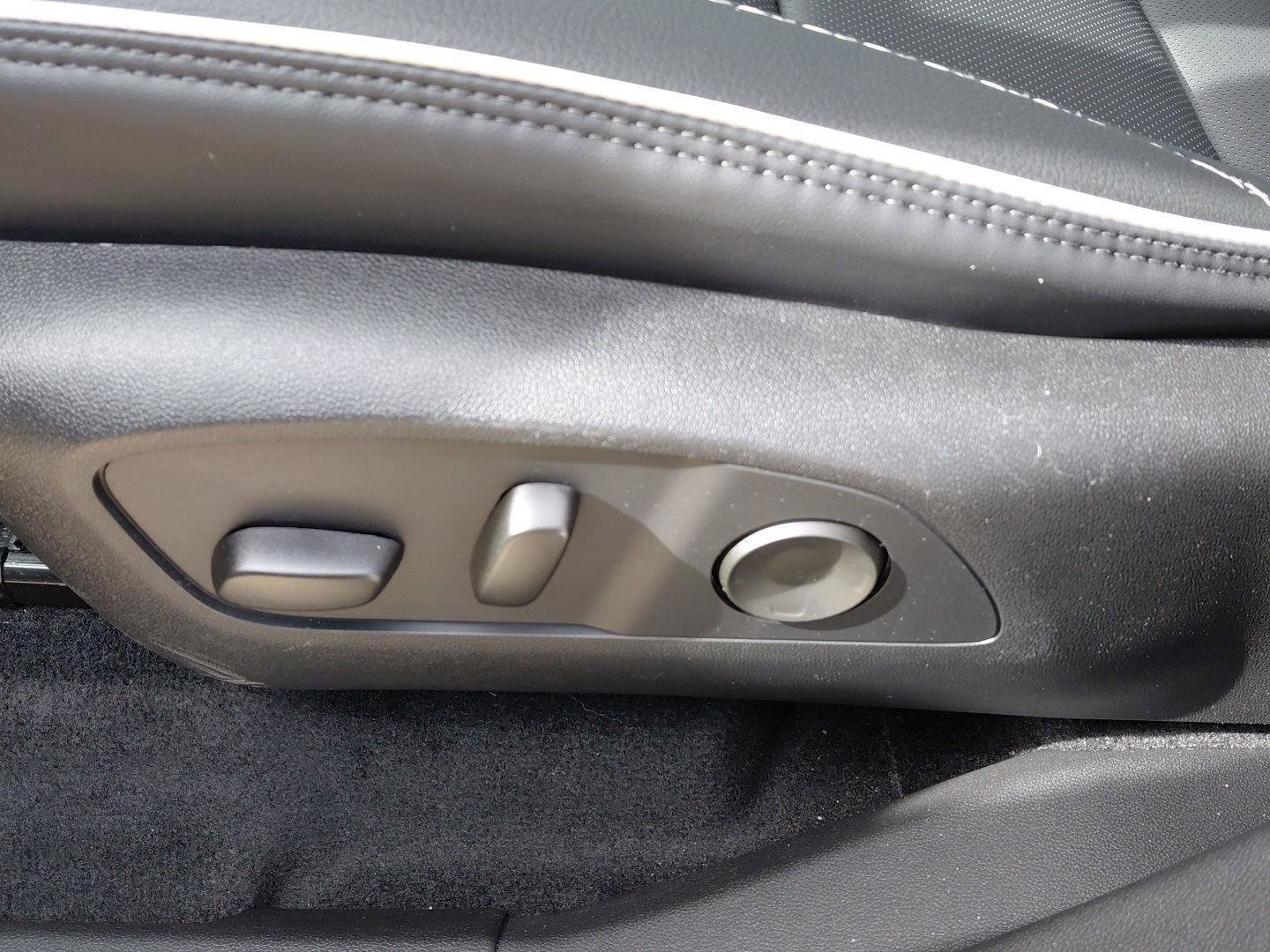 New 2026 GMC Acadia Denali w/ Super Cruise Package image 26