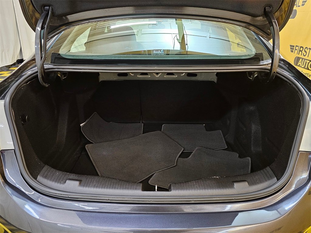 Used 2017 Chevrolet Cruze LT image 17