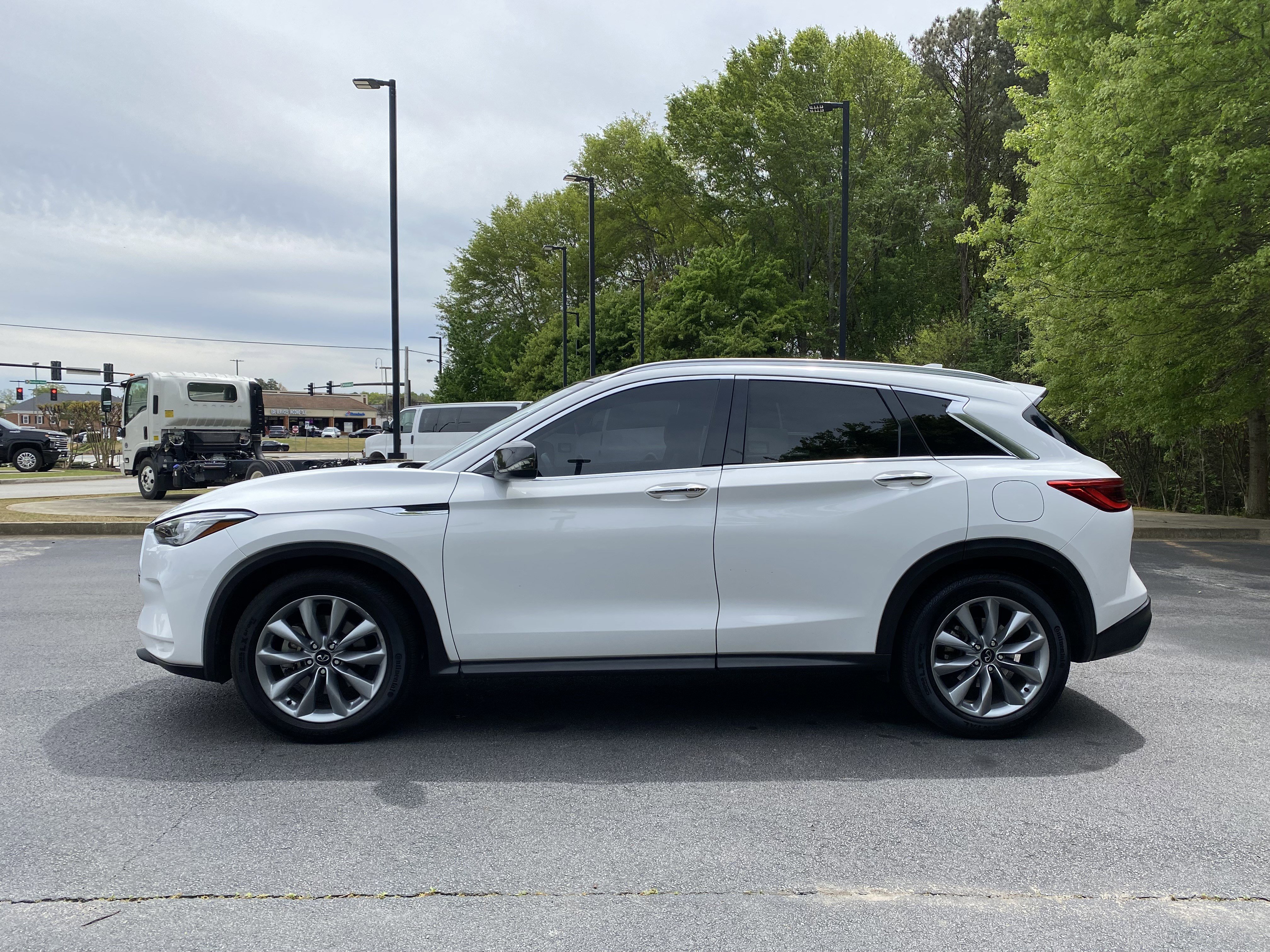 Used 2021 INFINITI QX50 Luxe image 6