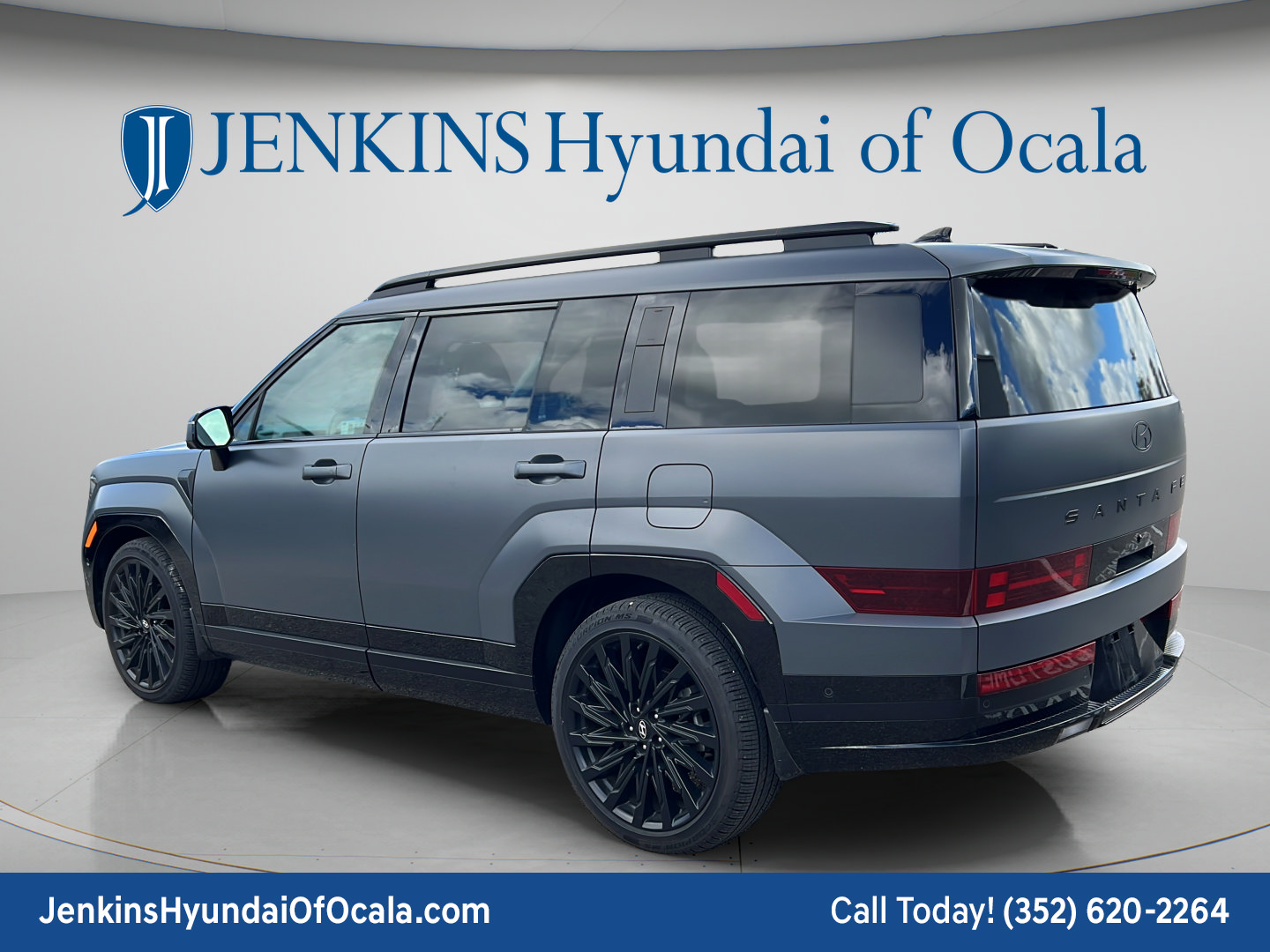 Used 2025 Hyundai Santa Fe Calligraphy FWD image 5
