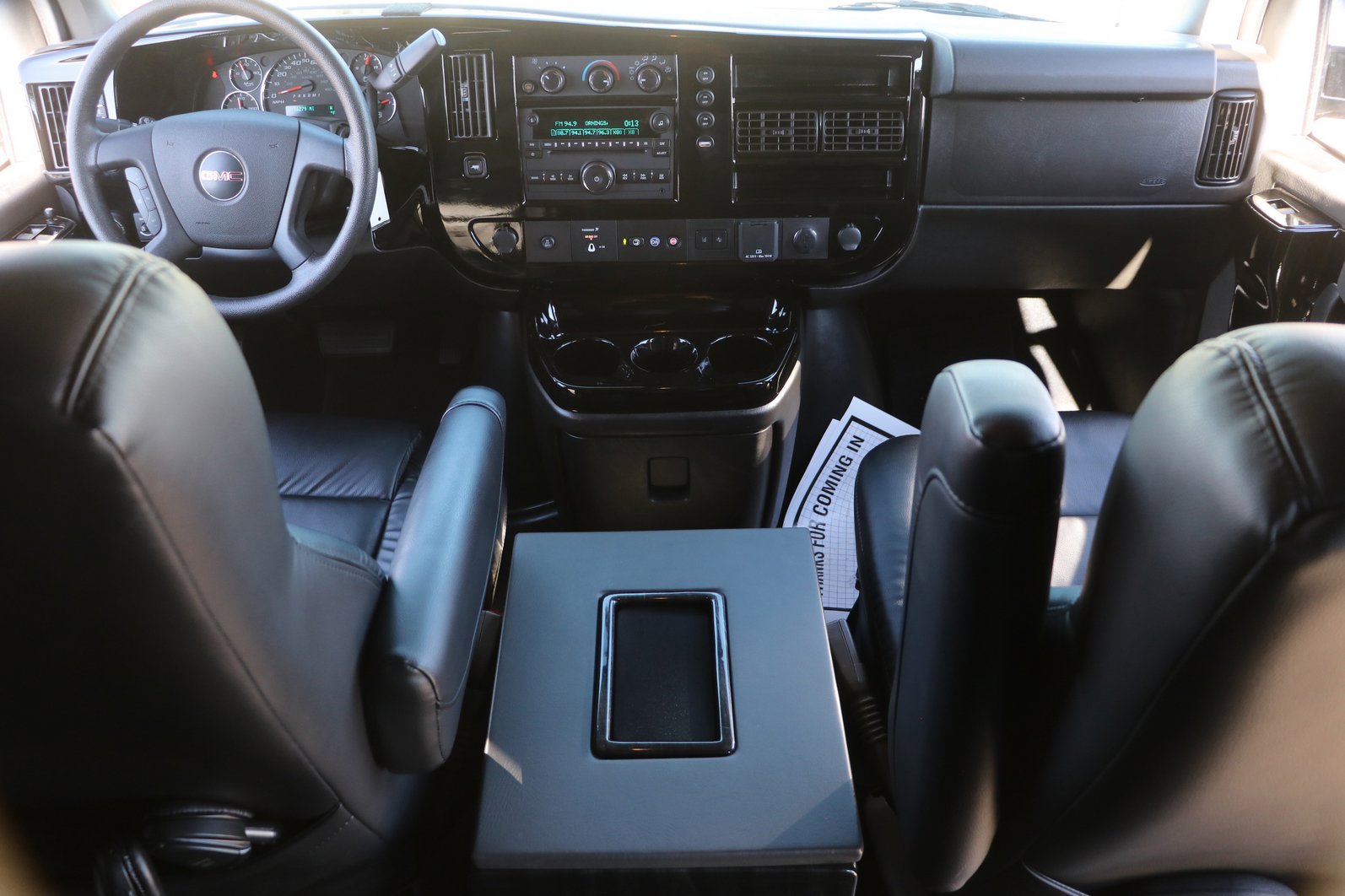 Used 2020 GMC Savana 2500 w/ Enhanced Convenience Package image 16