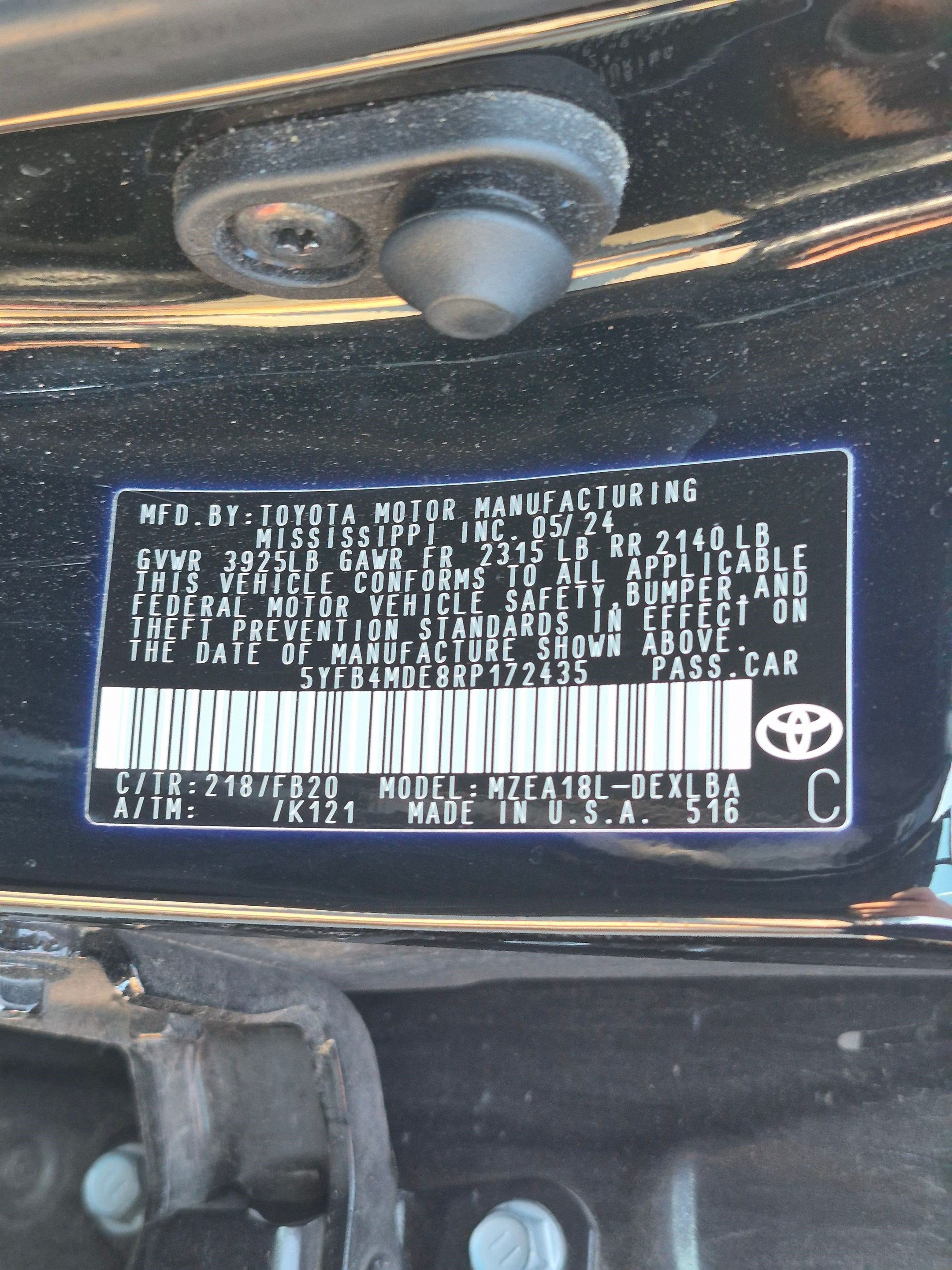 Used 2024 Toyota Corolla LE FWD image 33