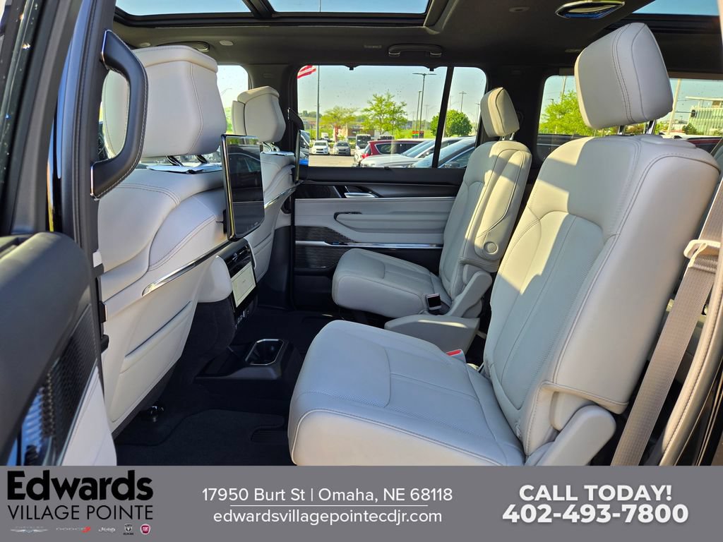 New 2026 Jeep Grand Wagoneer L Summit w/ Rear Seat Video Group I AWD/4WD image 27