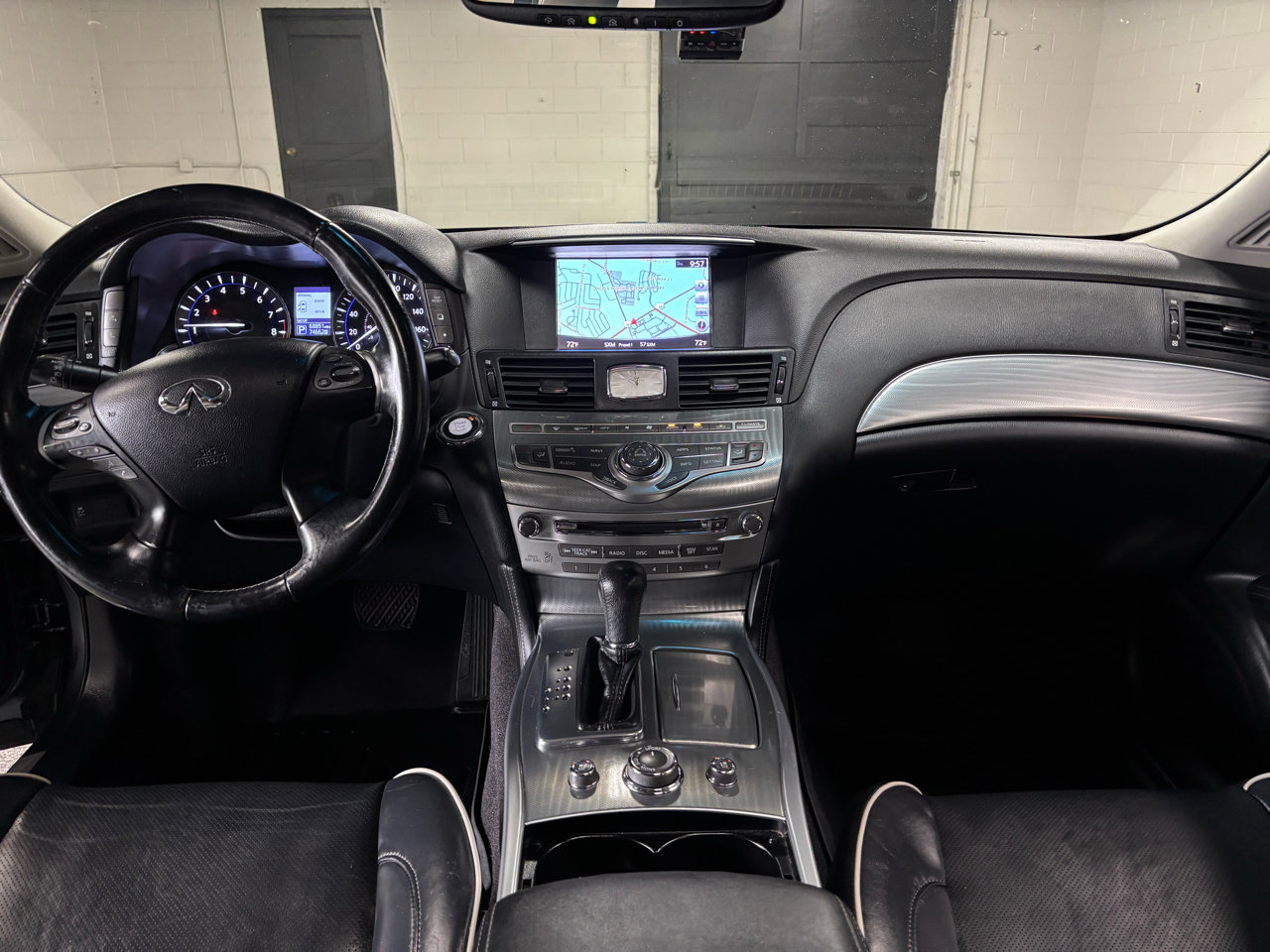 Used 2018 INFINITI Q70 L 3.7 image 13