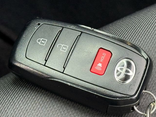 Certified 2025 Toyota Tacoma TRD Off-Road image 20