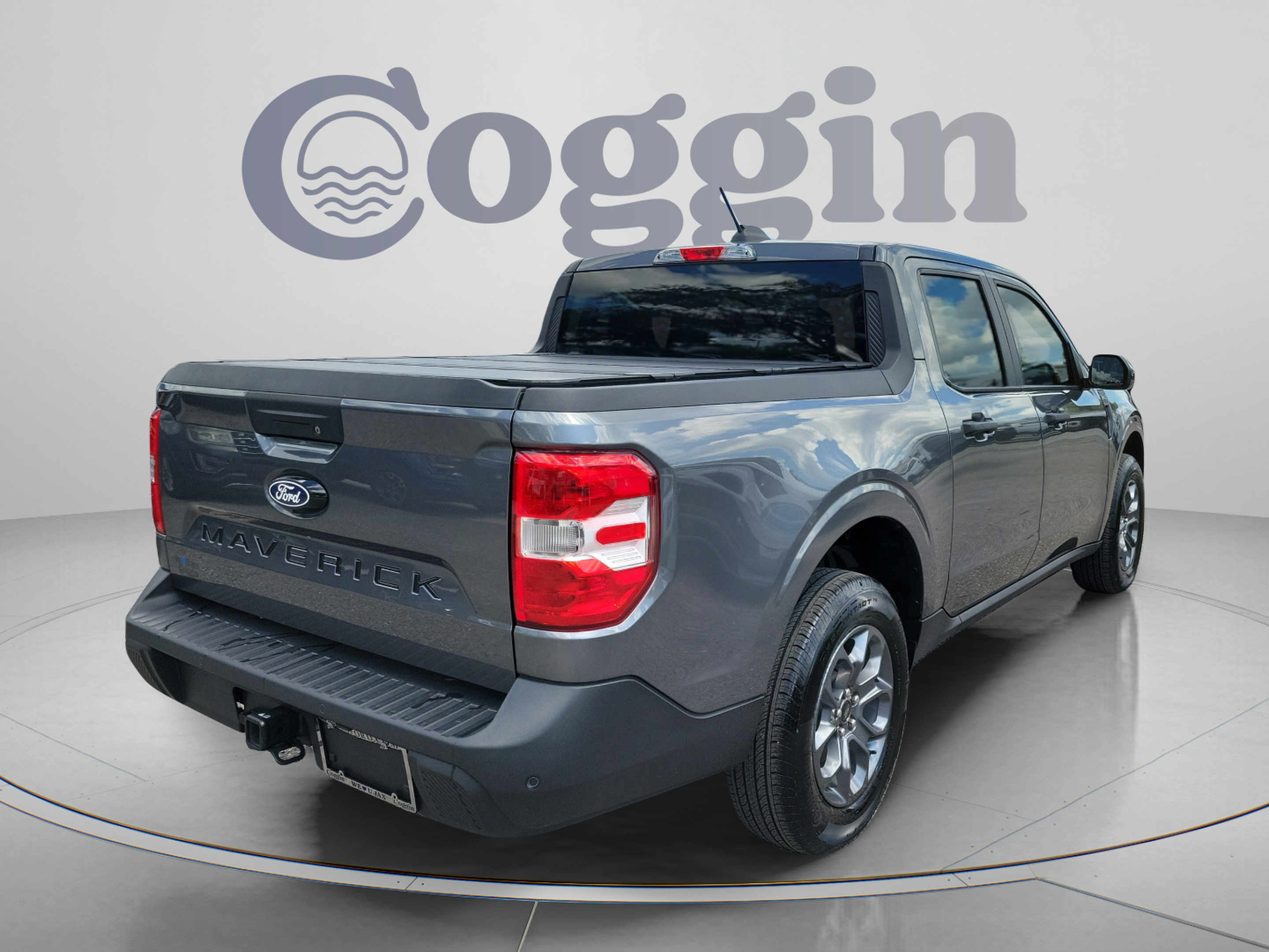 Used 2025 Ford Maverick XLT w/ XLT Luxury Package FWD image 3