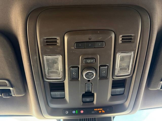Certified 2023 GMC Yukon XL Denali image 11