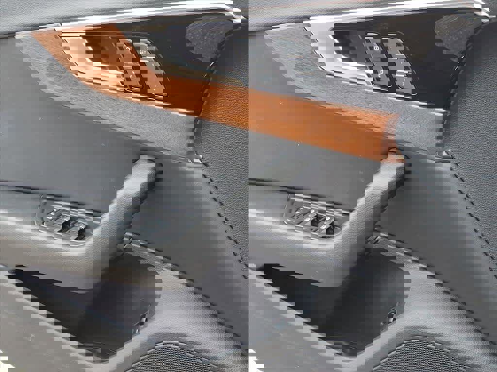 Used 2021 Audi A4 2.0T Premium w/ Convenience Package image 20