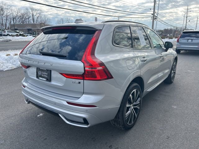 Certified 2025 Volvo XC60 B5 Plus image 5