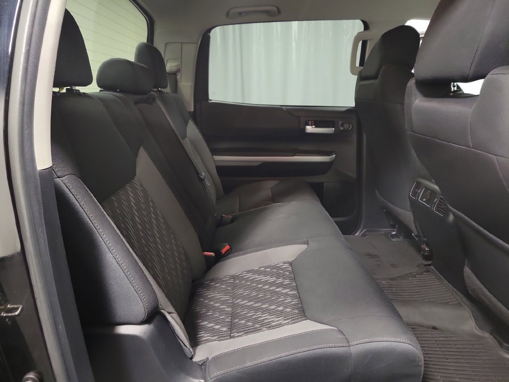 Used 2019 Toyota Tundra SR5 w/ SR5 Upgrade Package AWD/4WD image 32
